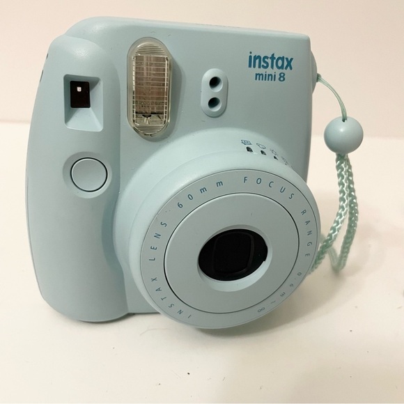 Fujifilm Instax Mini 8 Camera and Case - Picture 5 of 16